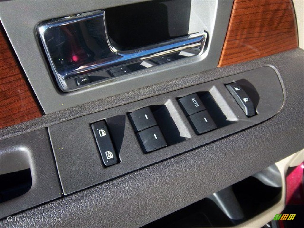 2010 F150 Lariat SuperCrew - Red Candy Metallic / Tan photo #13