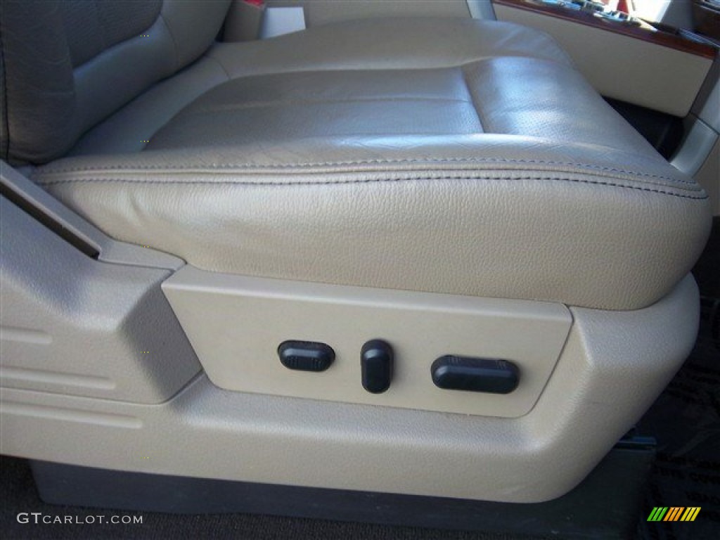 2010 F150 Lariat SuperCrew - Red Candy Metallic / Tan photo #21