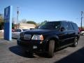 Black Clearcoat - Navigator Luxury Photo No. 32