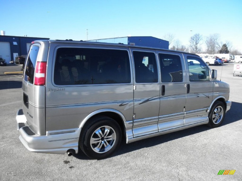 2004 Chevrolet Express 1500 Passenger Conversion Van Exterior Photos