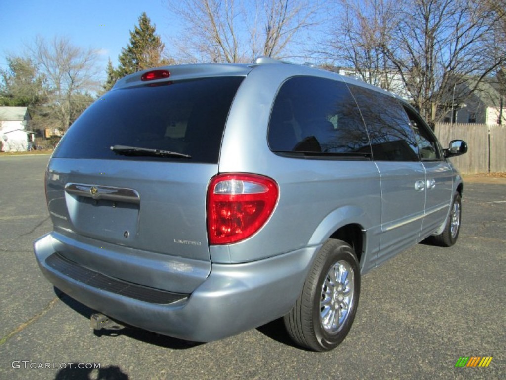 2003 Town & Country Limited - Butane Blue Pearl / Taupe photo #7