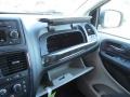 Stone White - Grand Caravan SE Photo No. 16