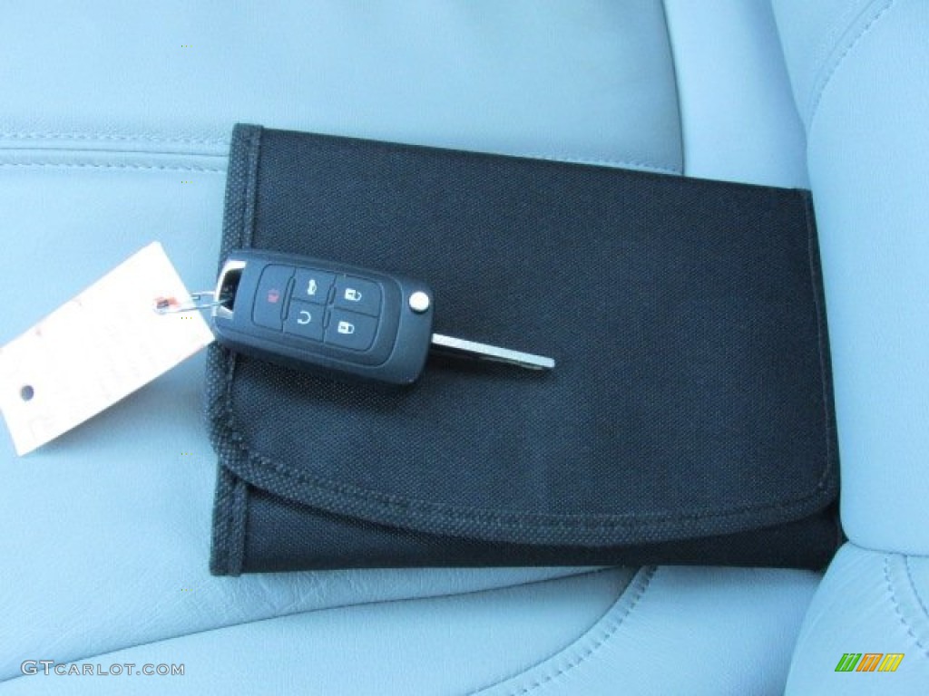 2011 Buick LaCrosse CXL Keys Photo #76125113