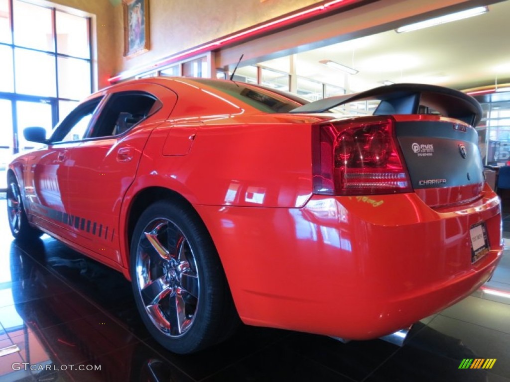 2008 Charger R/T Daytona - HEMI Orange Pearl / Dark Slate Gray photo #2