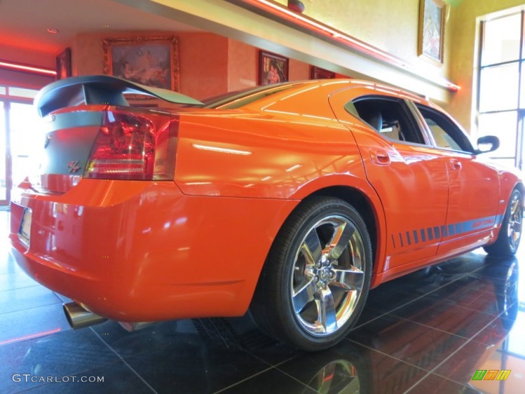 2008 Charger R/T Daytona - HEMI Orange Pearl / Dark Slate Gray photo #3