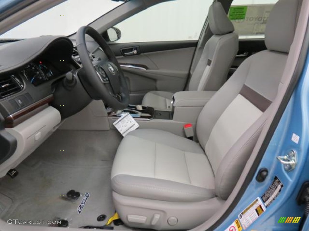 2012 Camry XLE V6 - Clearwater Blue Metallic / Light Gray photo #8