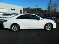 Super White - Camry SE Photo No. 2