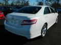 Super White - Camry SE Photo No. 3