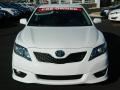 Super White - Camry SE Photo No. 8