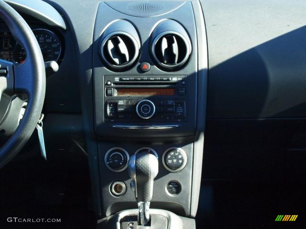 2011 Rogue SV AWD - Platinum Graphite / Black photo #12