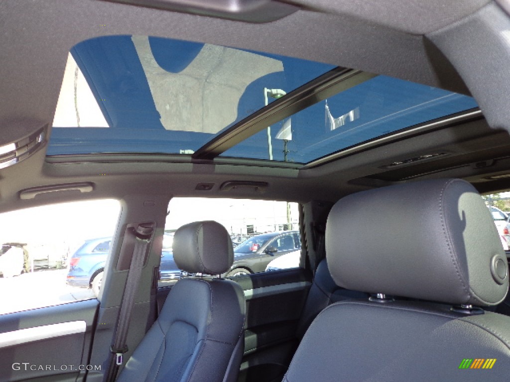2013 Audi Q7 3.0 S Line quattro Sunroof Photos