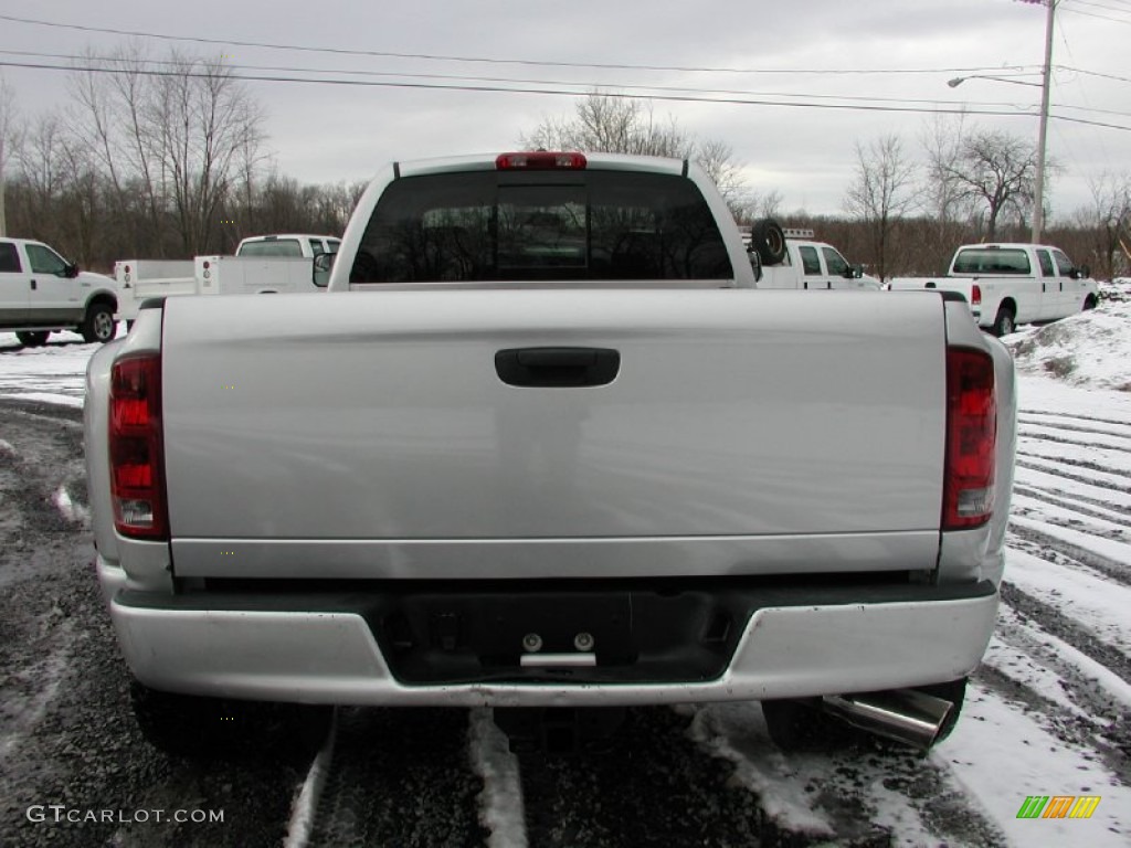 2006 Ram 3500 SLT Quad Cab 4x4 Dually - Mineral Gray Metallic / Medium Slate Gray photo #10