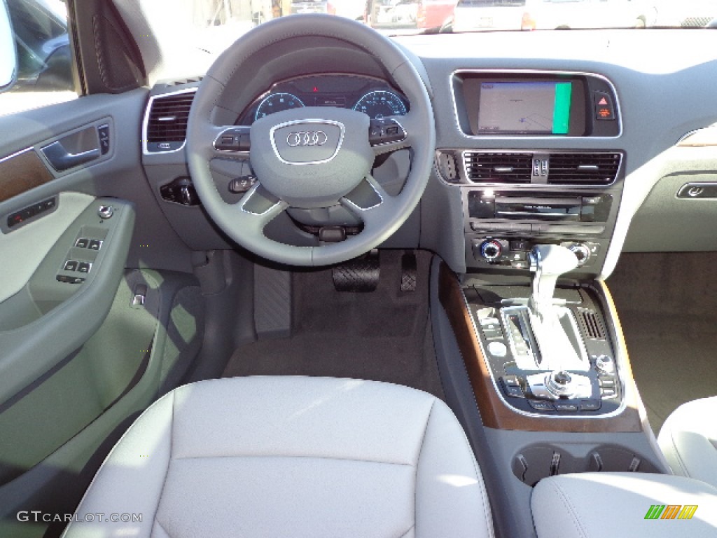 2013 Audi Q5 2.0 TFSI quattro Steel Grey Dashboard Photo #76131699