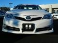 Super White - Camry SE Photo No. 8