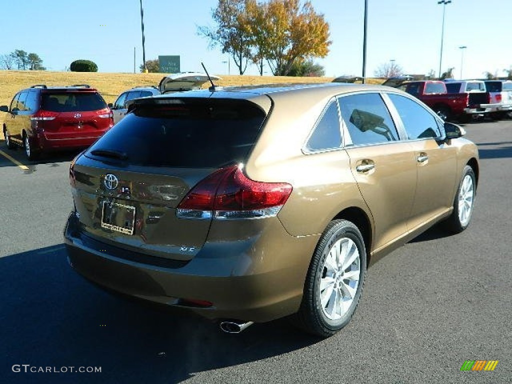 2013 Venza XLE - Golden Umber Metallic / Ivory photo #3