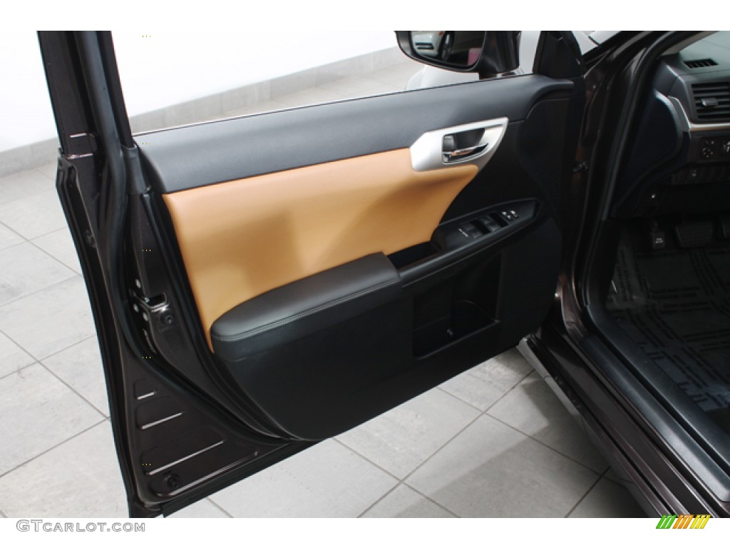 2011 Lexus CT 200h Hybrid Premium Door Panel Photos