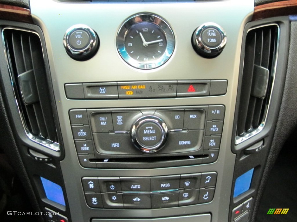 2009 CTS 4 AWD Sedan - Radiant Silver / Ebony photo #28
