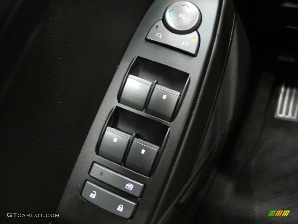 2009 CTS 4 AWD Sedan - Radiant Silver / Ebony photo #35