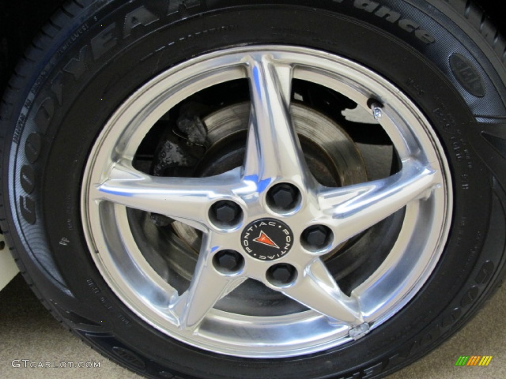 2002 Pontiac Grand Prix GTP Sedan Wheel Photos