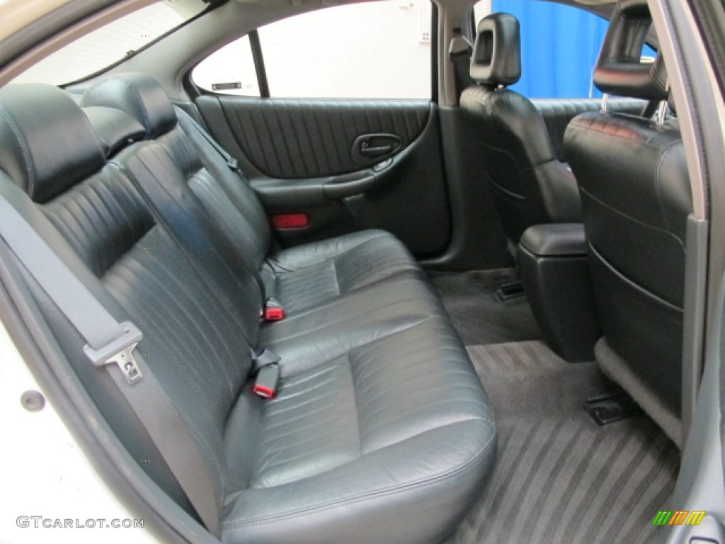 2002 Pontiac Grand Prix GTP Sedan Rear Seat Photo #76144362