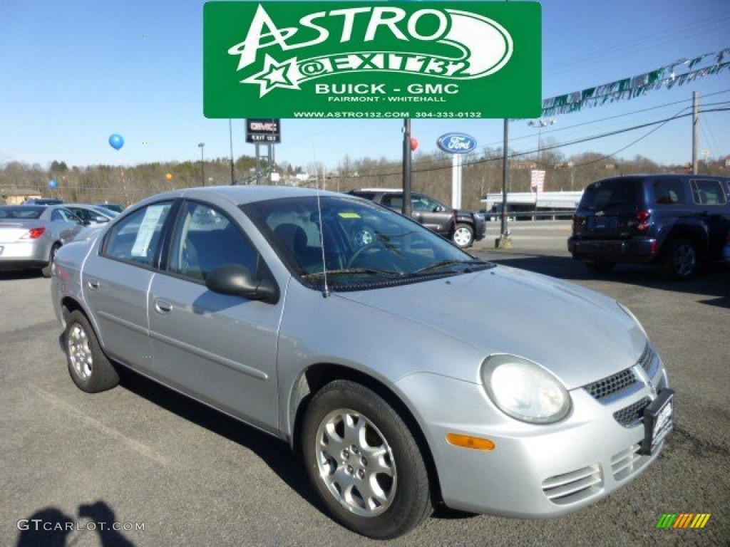 2003 Neon SXT - Bright Silver Metallic / Dark Slate Gray photo #1