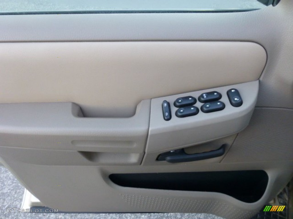 2002 Ford Explorer XLT 4x4 Medium Parchment Door Panel Photo #76146867