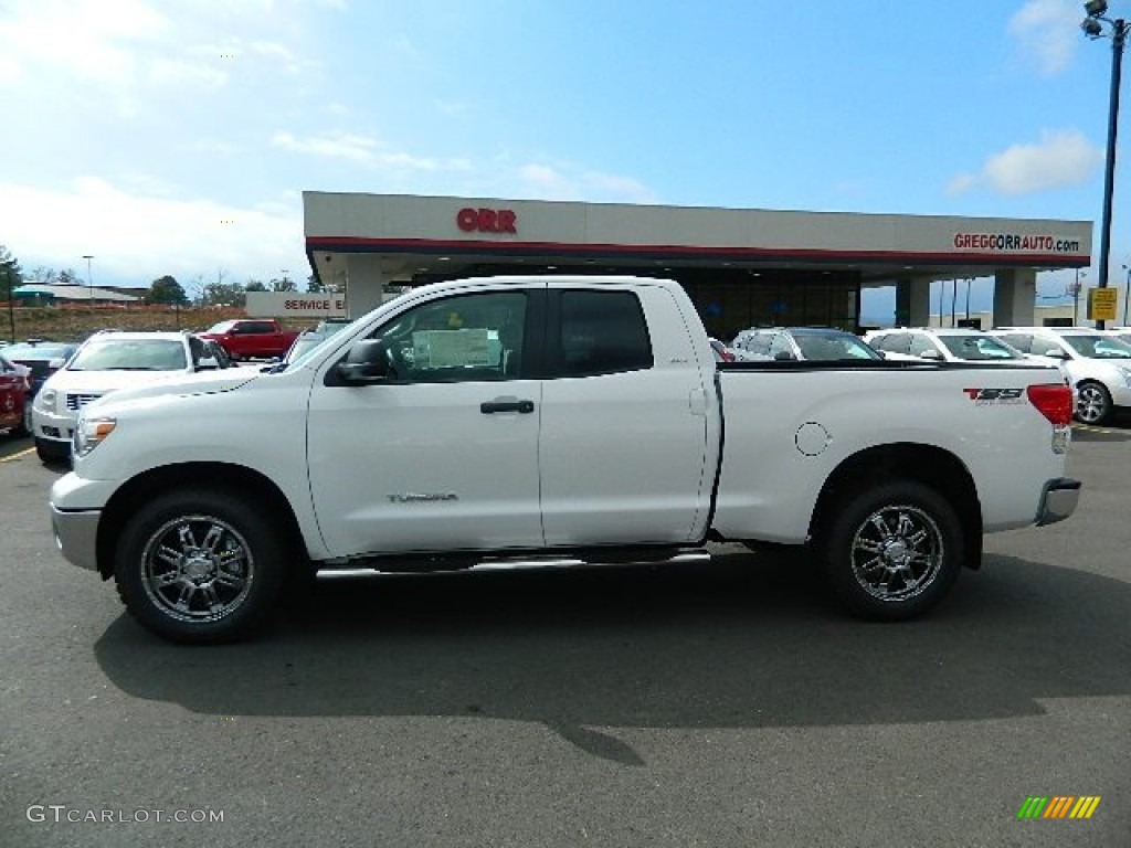 2013 Tundra TSS Double Cab - Super White / Graphite photo #6