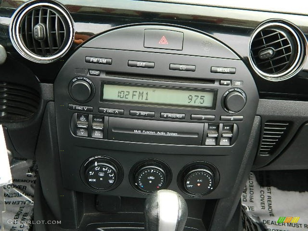 2006 Mazda MX-5 Miata Touring Roadster Controls Photo #76147836