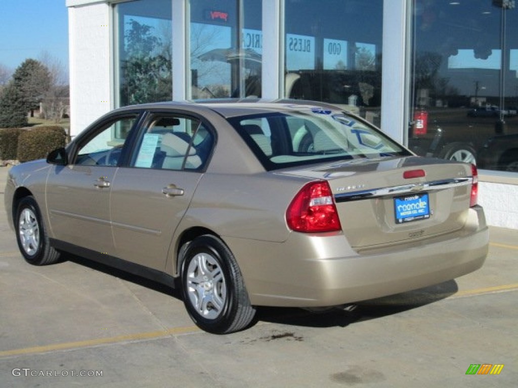 2007 Malibu LS Sedan - Sandstone Metallic / Cashmere Beige photo #10