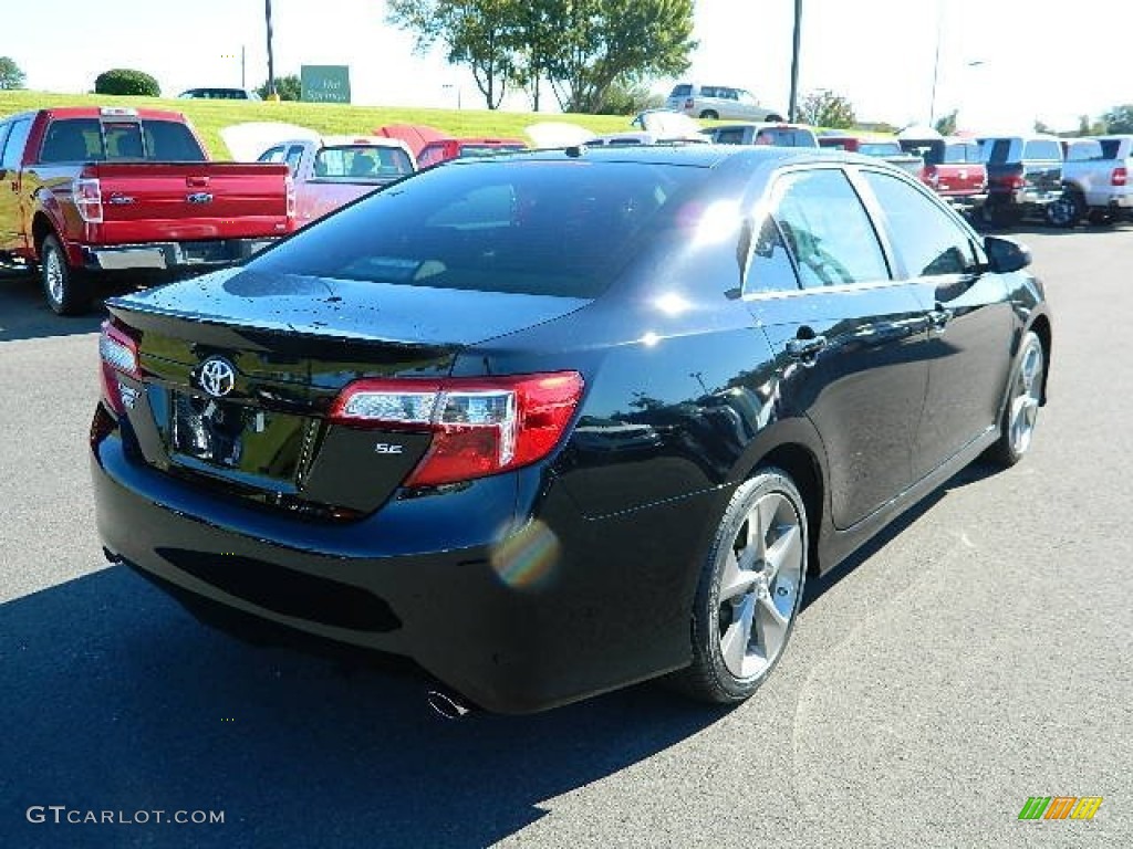 2012 Camry SE - Attitude Black Metallic / Black photo #3