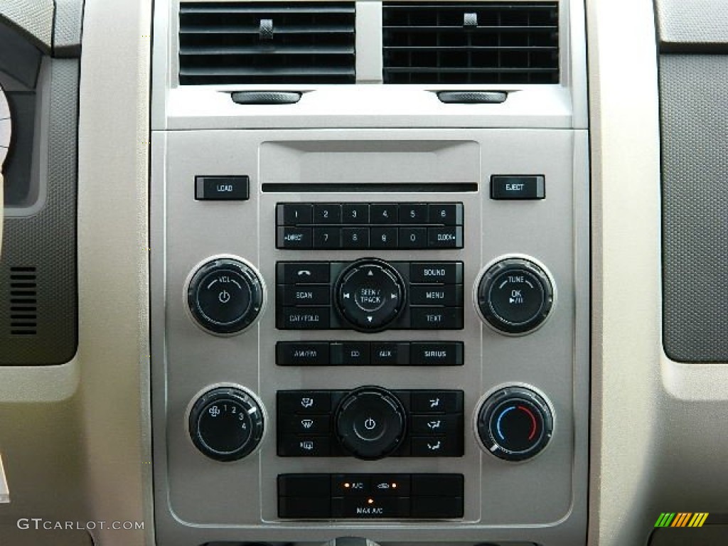 2009 Escape XLT V6 - Torch Red / Stone photo #15