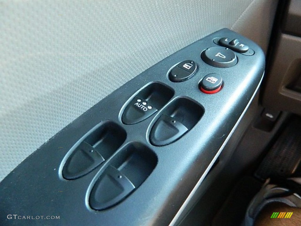 2011 Honda Civic LX Sedan Controls Photo #76151004