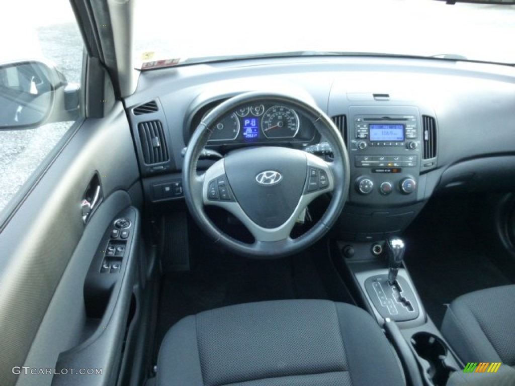 2009 Elantra Touring - Carbon Gray / Black photo #16