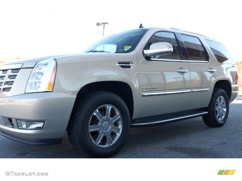 2011 Escalade Luxury AWD - Gold Mist Metallic / Ebony/Ebony photo #2