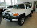 Iceberg White - FJ Cruiser 4WD Photo No. 7