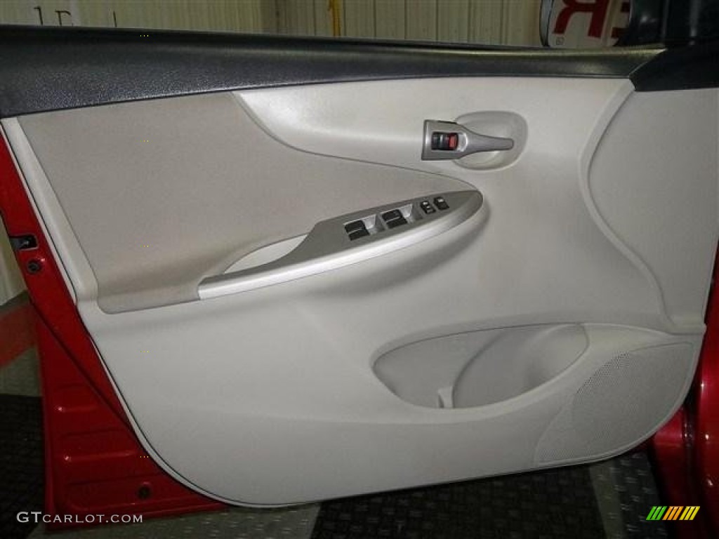 2012 Corolla LE - Barcelona Red Metallic / Ash photo #9