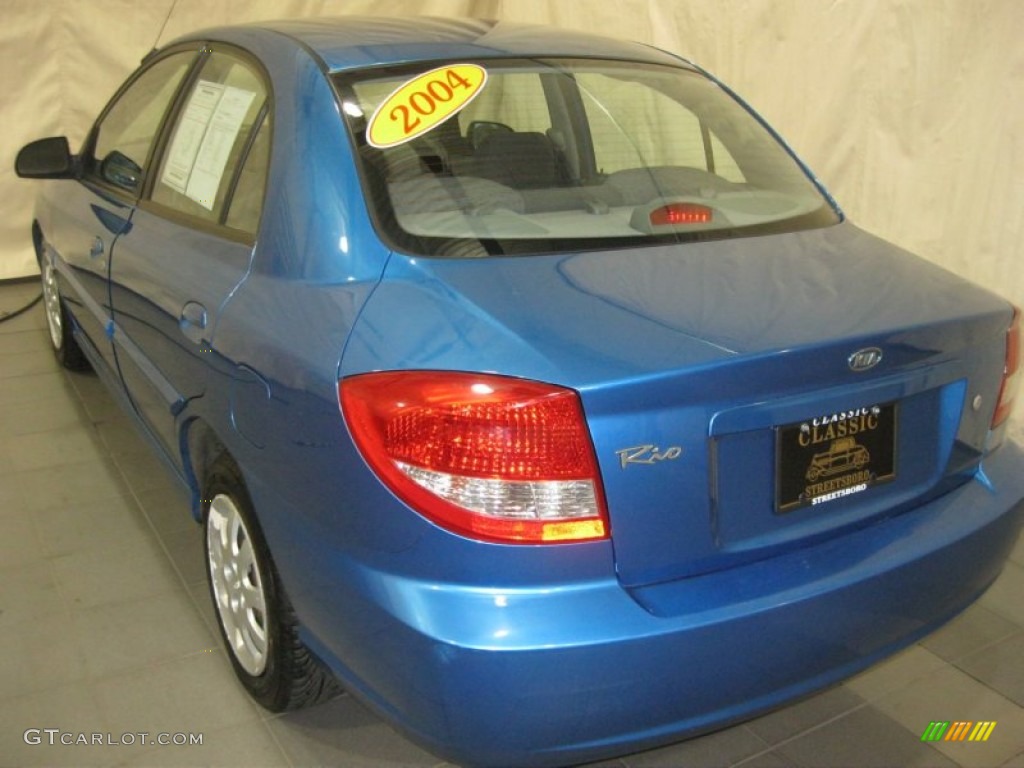 2004 Rio Sedan - Rally Blue / Gray photo #10
