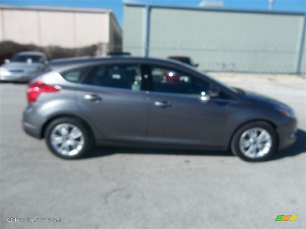 2012 Focus SEL 5-Door - Sterling Grey Metallic / Stone photo #4