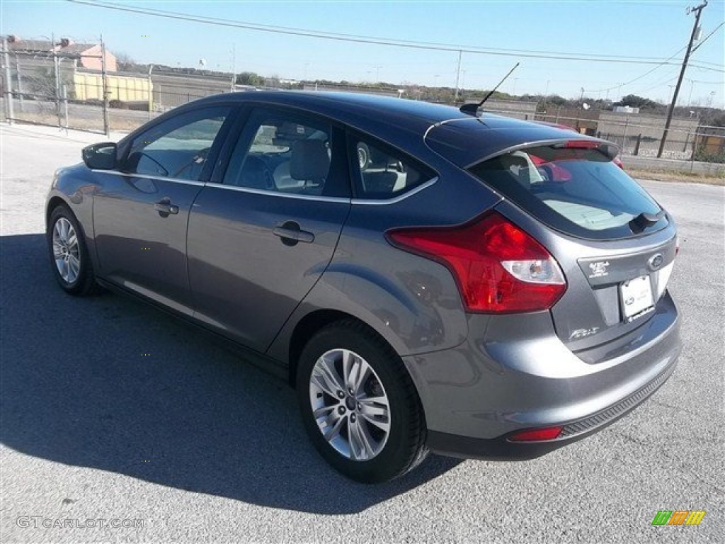 2012 Focus SEL 5-Door - Sterling Grey Metallic / Stone photo #8