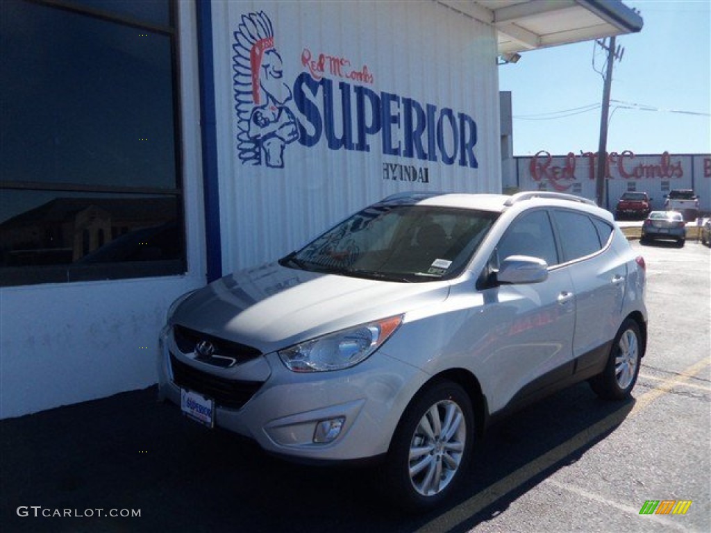 Diamond Silver Hyundai Tucson