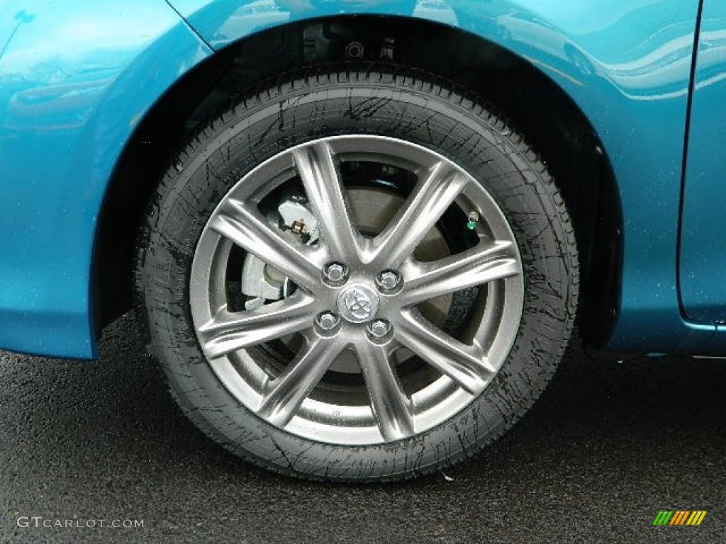 2013 Toyota Yaris SE 5 Door Wheel Photo #76179410