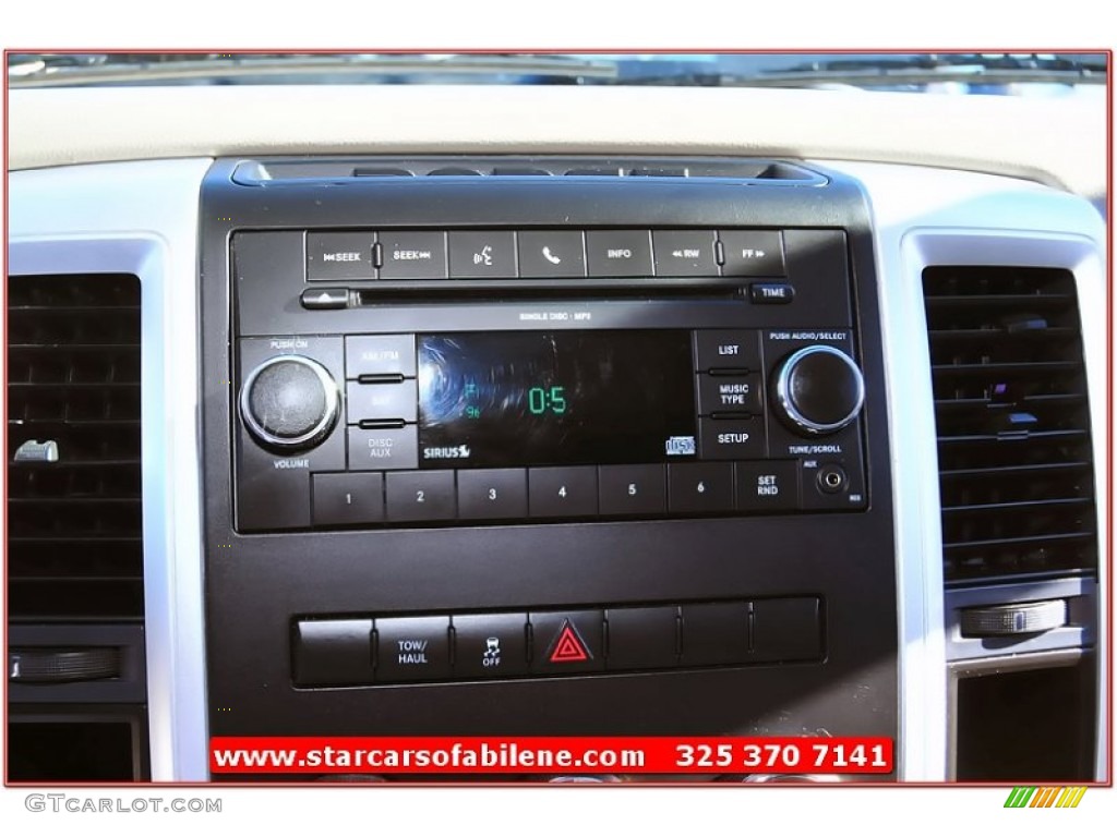 2011 Ram 1500 Lone Star Quad Cab - Bright Silver Metallic / Dark Slate Gray/Medium Graystone photo #35