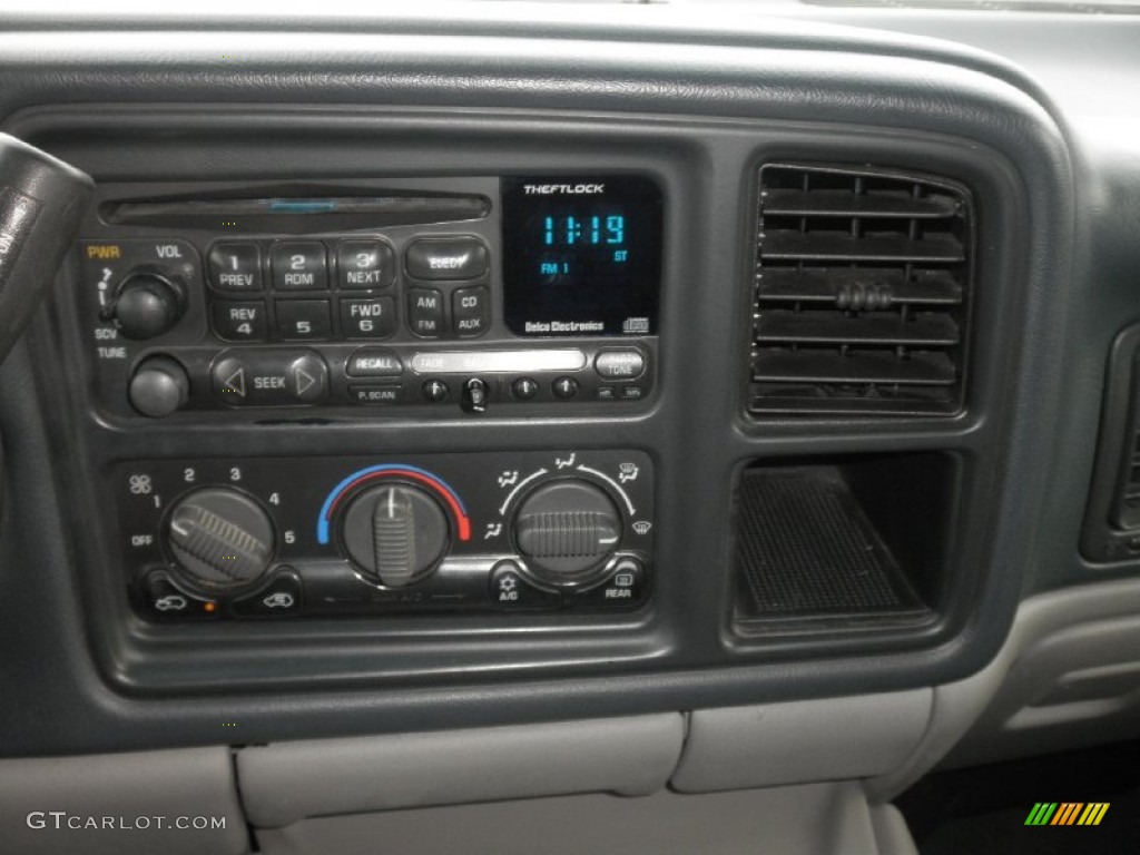 2000 Suburban 2500 LS 4x4 - Onyx Black / Medium Gray photo #8