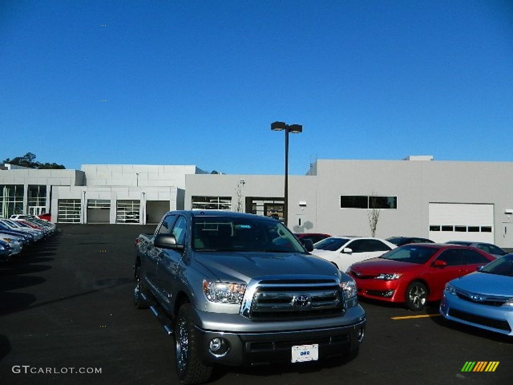 2013 Tundra TSS CrewMax - Silver Sky Metallic / Graphite photo #1