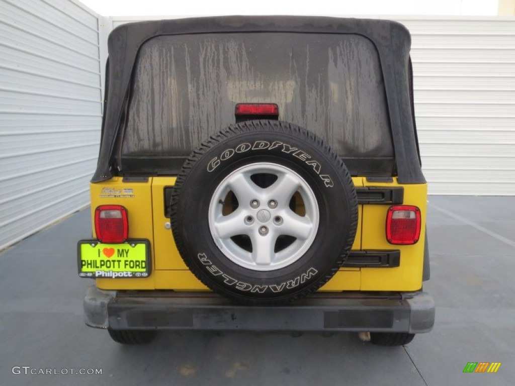 2004 Wrangler X 4x4 - Solar Yellow / Dark Slate Gray photo #4