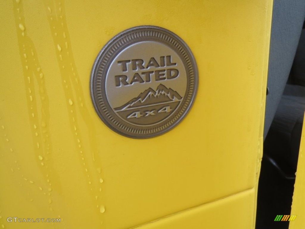 2004 Wrangler X 4x4 - Solar Yellow / Dark Slate Gray photo #21