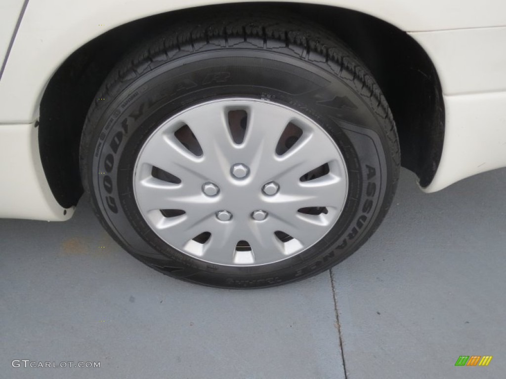 2002 Intrepid SE - Stone White / Dark Slate Gray photo #11