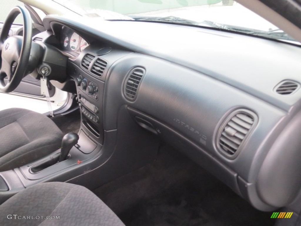 2002 Intrepid SE - Stone White / Dark Slate Gray photo #22