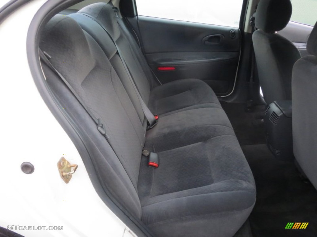 2002 Intrepid SE - Stone White / Dark Slate Gray photo #25