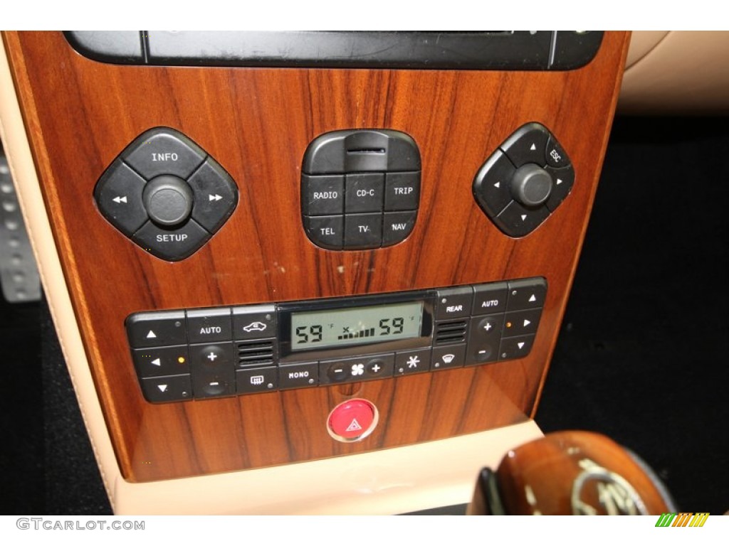 2007 Maserati Quattroporte Sport GT Controls Photo #76192526